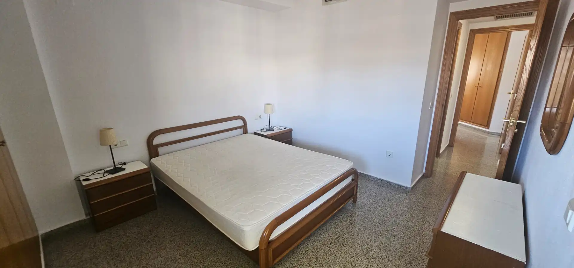 Dormitori de Apartament de lloguer en Alboraya amb Aire condicionat, Terrassa i Moblat