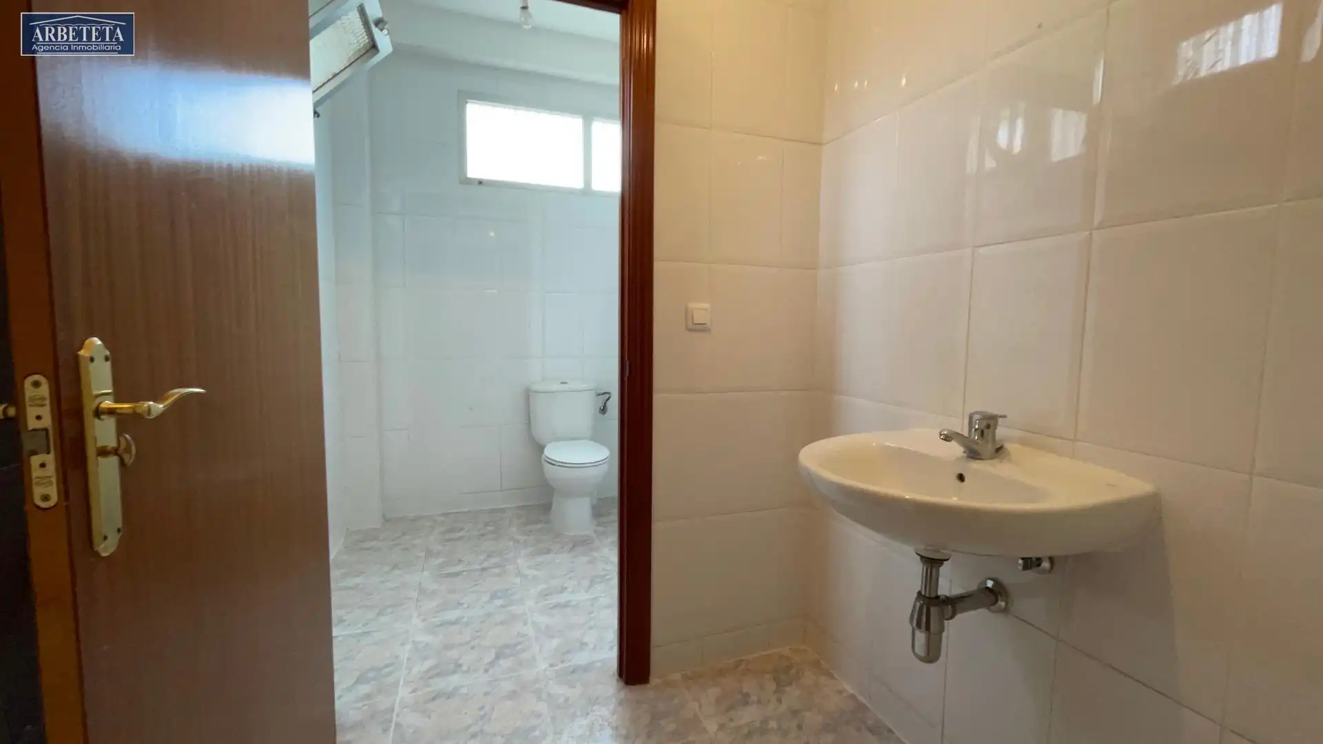 Baño de Local de alquiler en Guadalajara