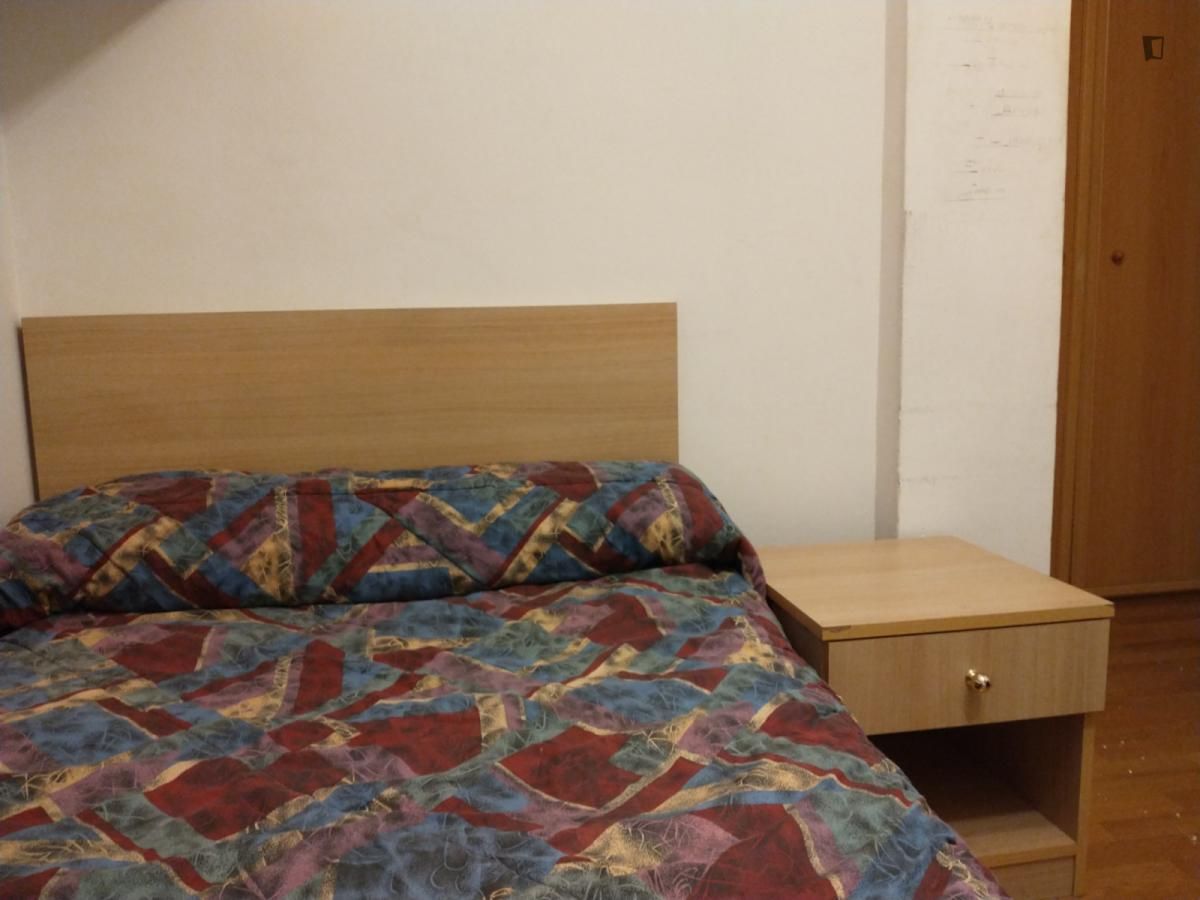 Apartment to share in Sagnier - Plaça de Catalunya