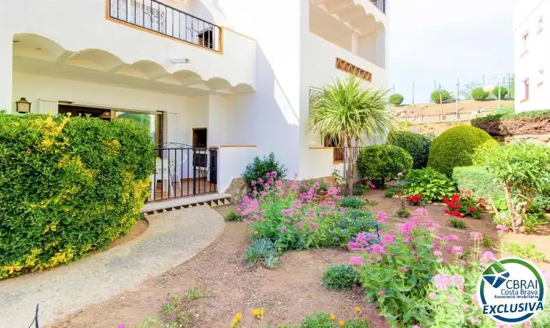 Apartamento con piscina en venta en Calle josep carner 8 8, imagen 4