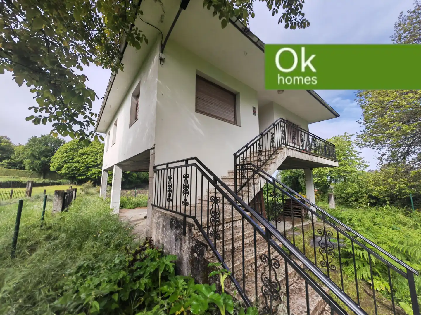 Vista exterior de Casa o chalet en venta en Sobrado (A Coruña) con Jardín privado, Terraza y Balcón