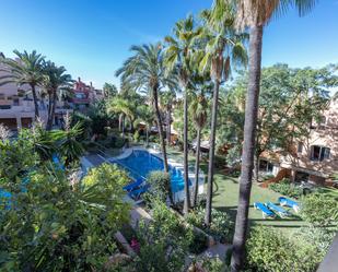 Garden of Single-family semi-detached for sale in Marbella  with Air Conditioner, Terrace and Swimming Pool