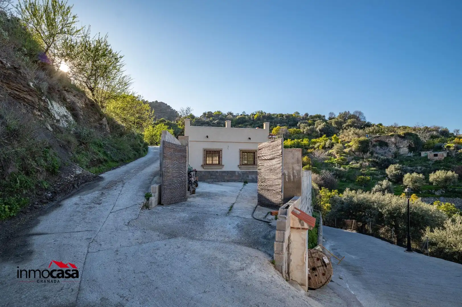 Vista exterior de Casa o chalet en venta en Los Guájares