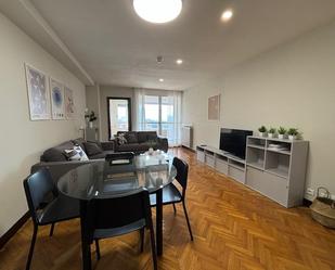 Sala d'estar de Apartament de lloguer en  Pamplona / Iruña amb Calefacció, Parquet i Terrassa