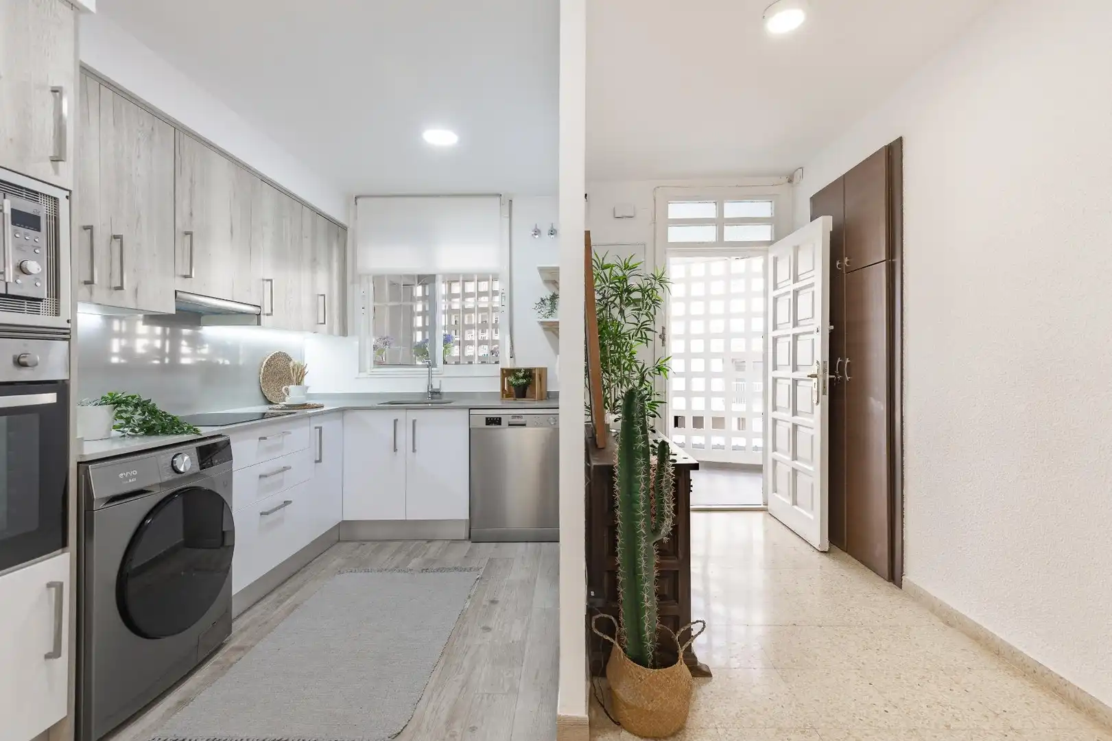 Kitchen of Flat for sale in Pobles del Sud