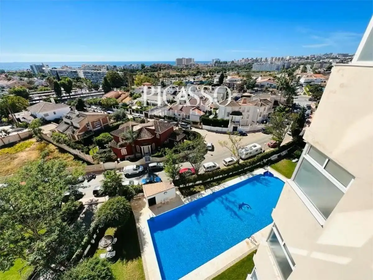 Pis amb piscina en venda a Sardinero