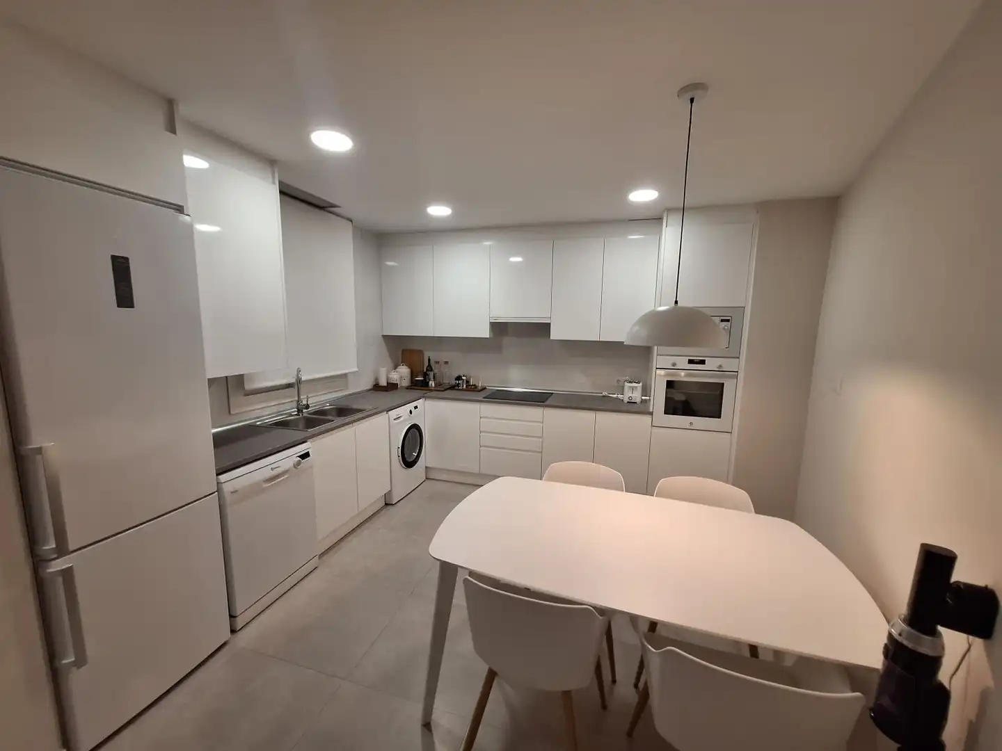 Kitchen of Flat for rent in Madrid  with Air Conditioner, Heating and Furnished