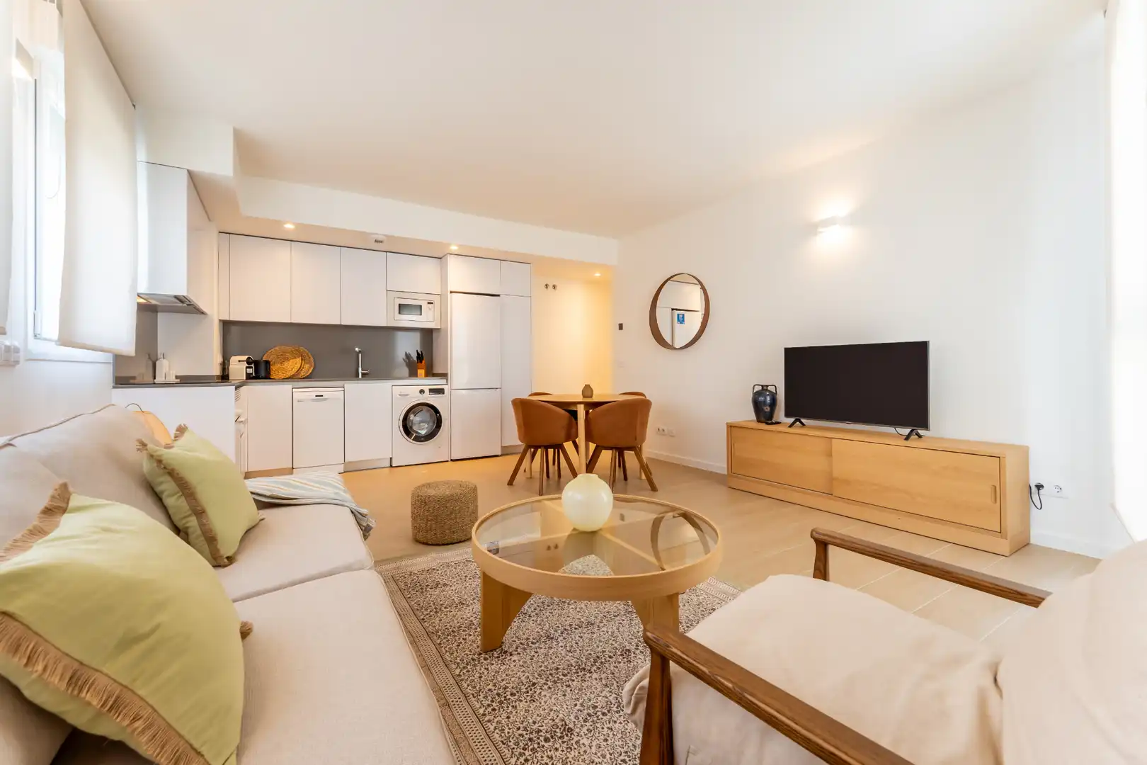 Sala d'estar de Apartament de lloguer en Madrid amb Aire condicionat, Calefacció i Traster