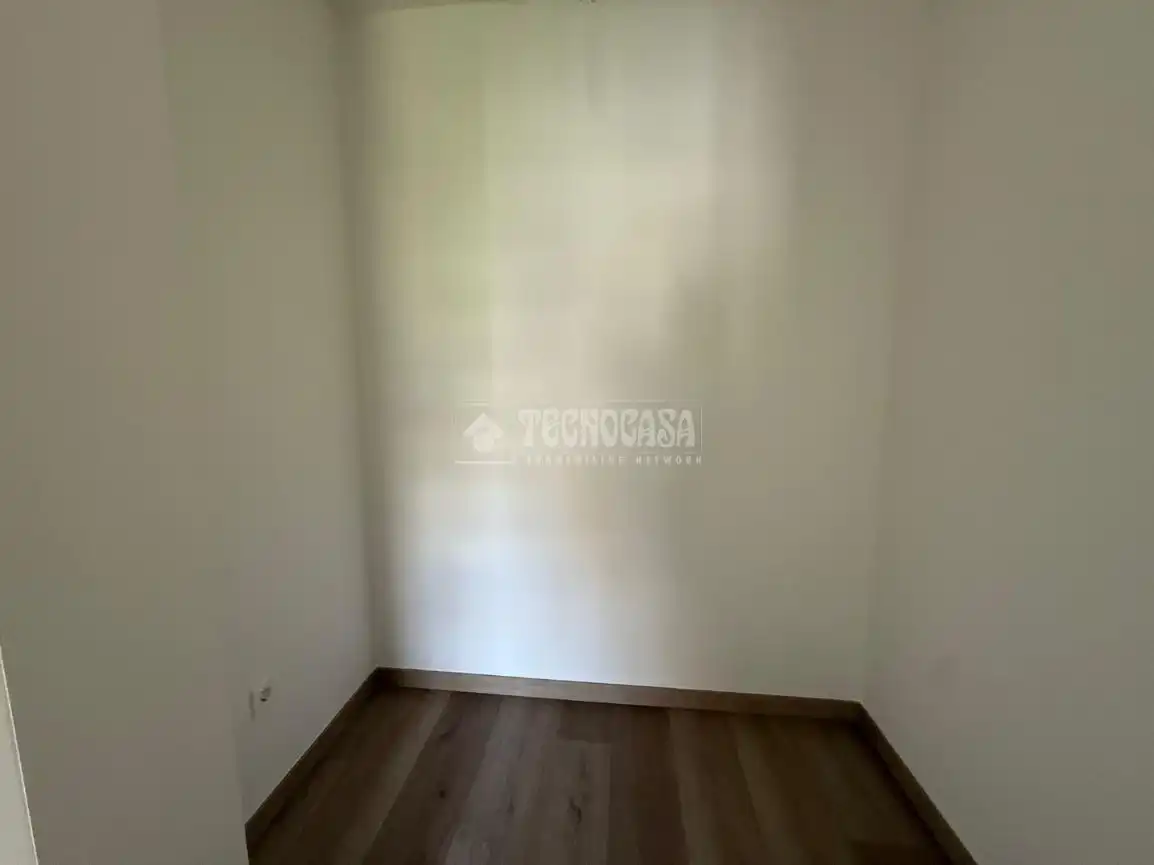Habitación de Piso de alquiler en Camas con Terraza y Trastero