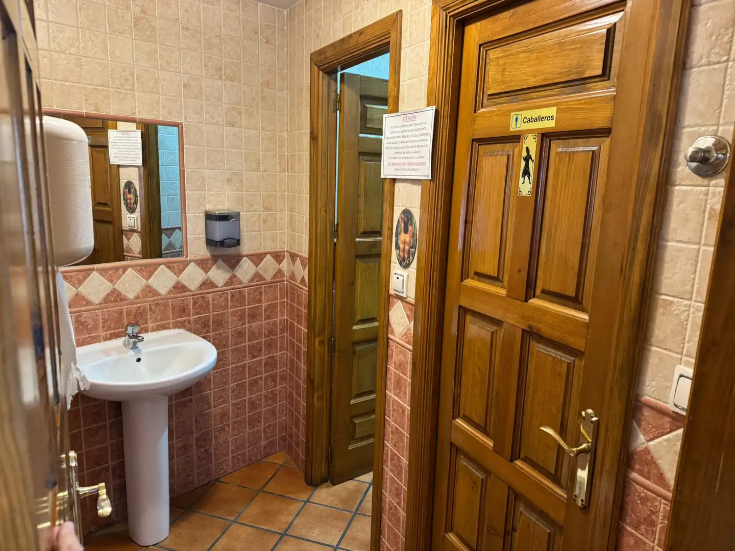 Baño de Local en venta en Lanzahíta con Aire acondicionado, Terraza y Amueblado