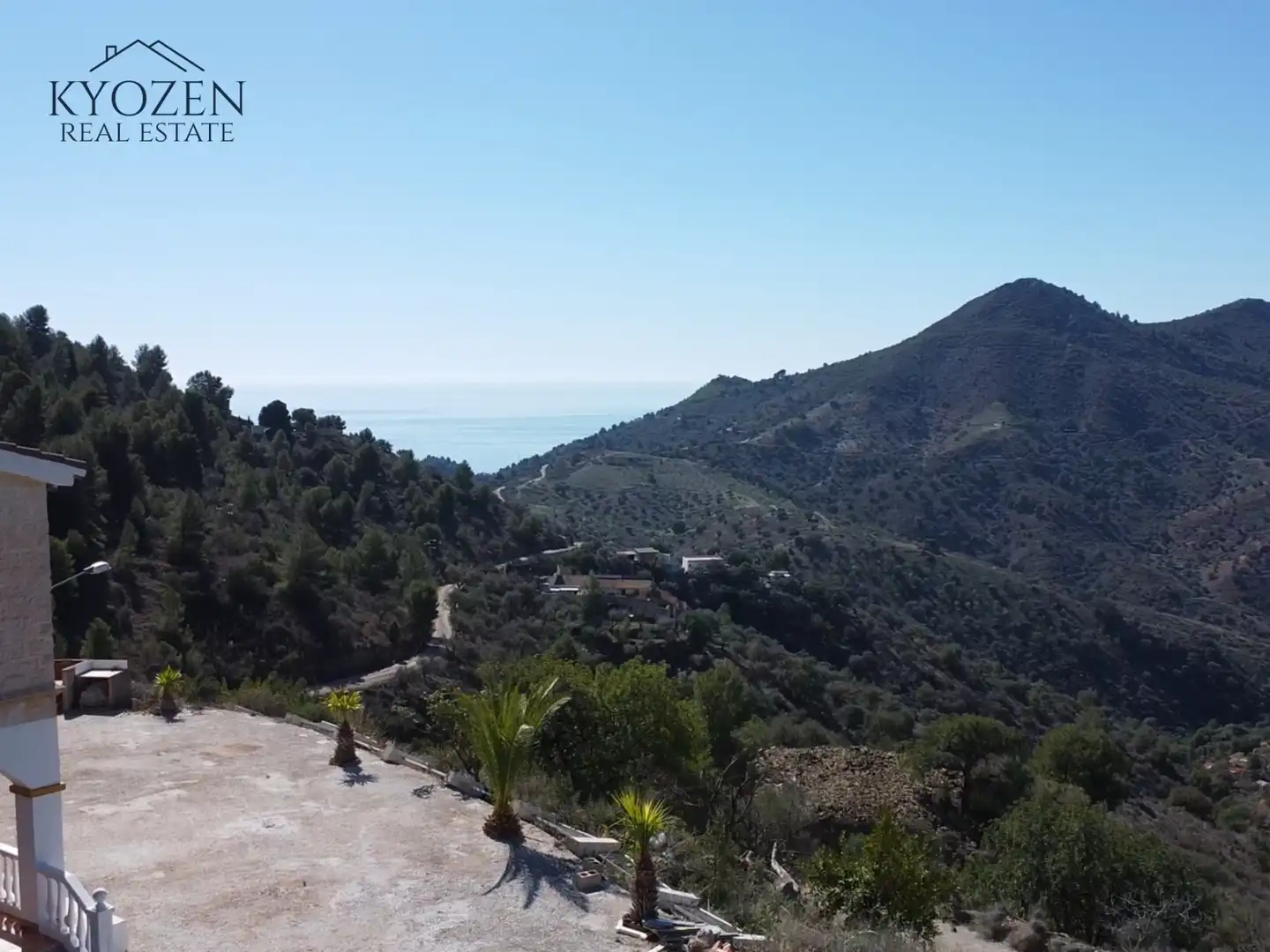 Vista exterior de Finca rústica en venda en Málaga amb Calefacció, Jardí privat i Terrassa