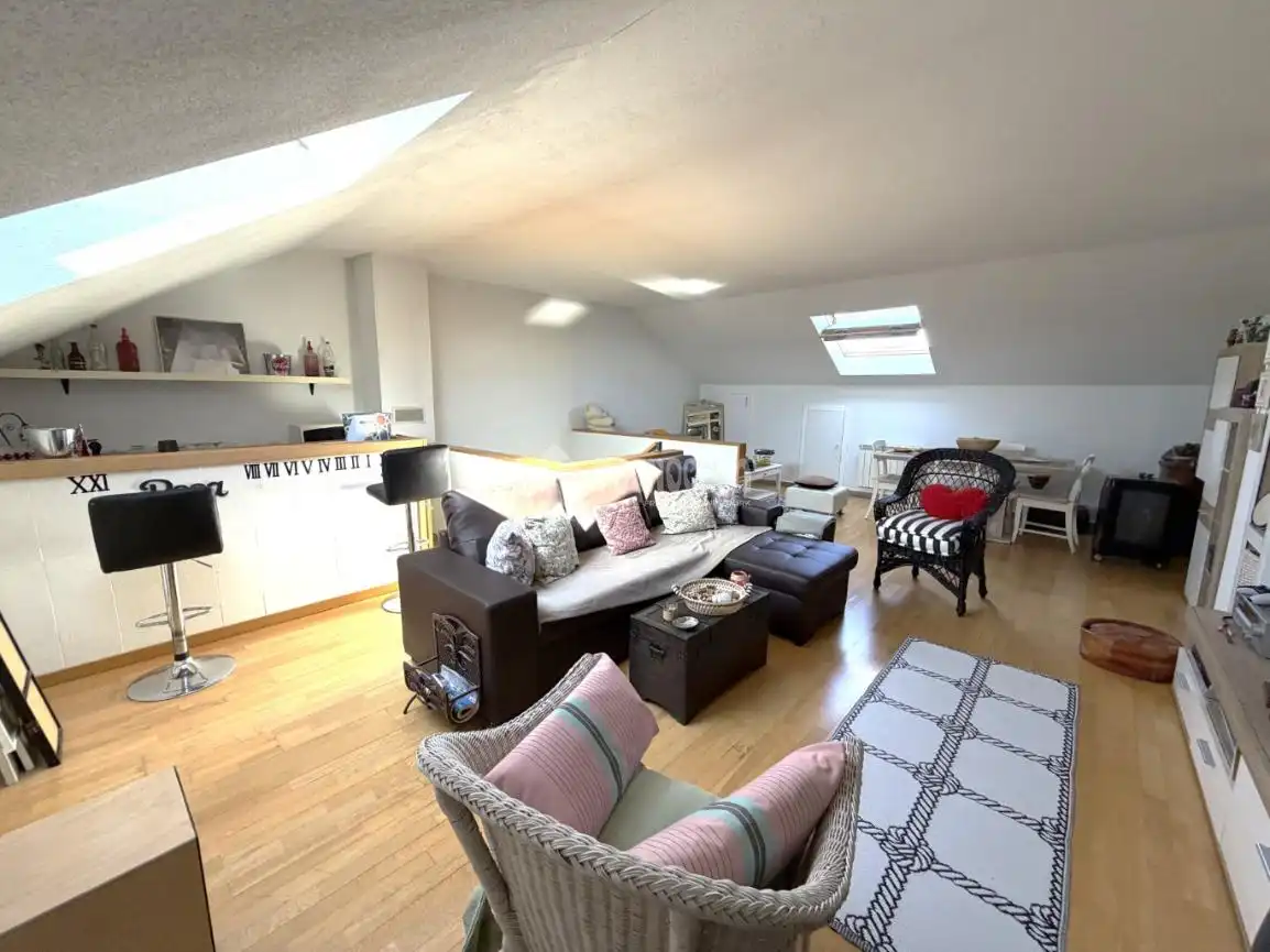 Wohnzimmer von Wohnung zum Verkauf in Villalbilla mit Privatgarten und Schwimmbad