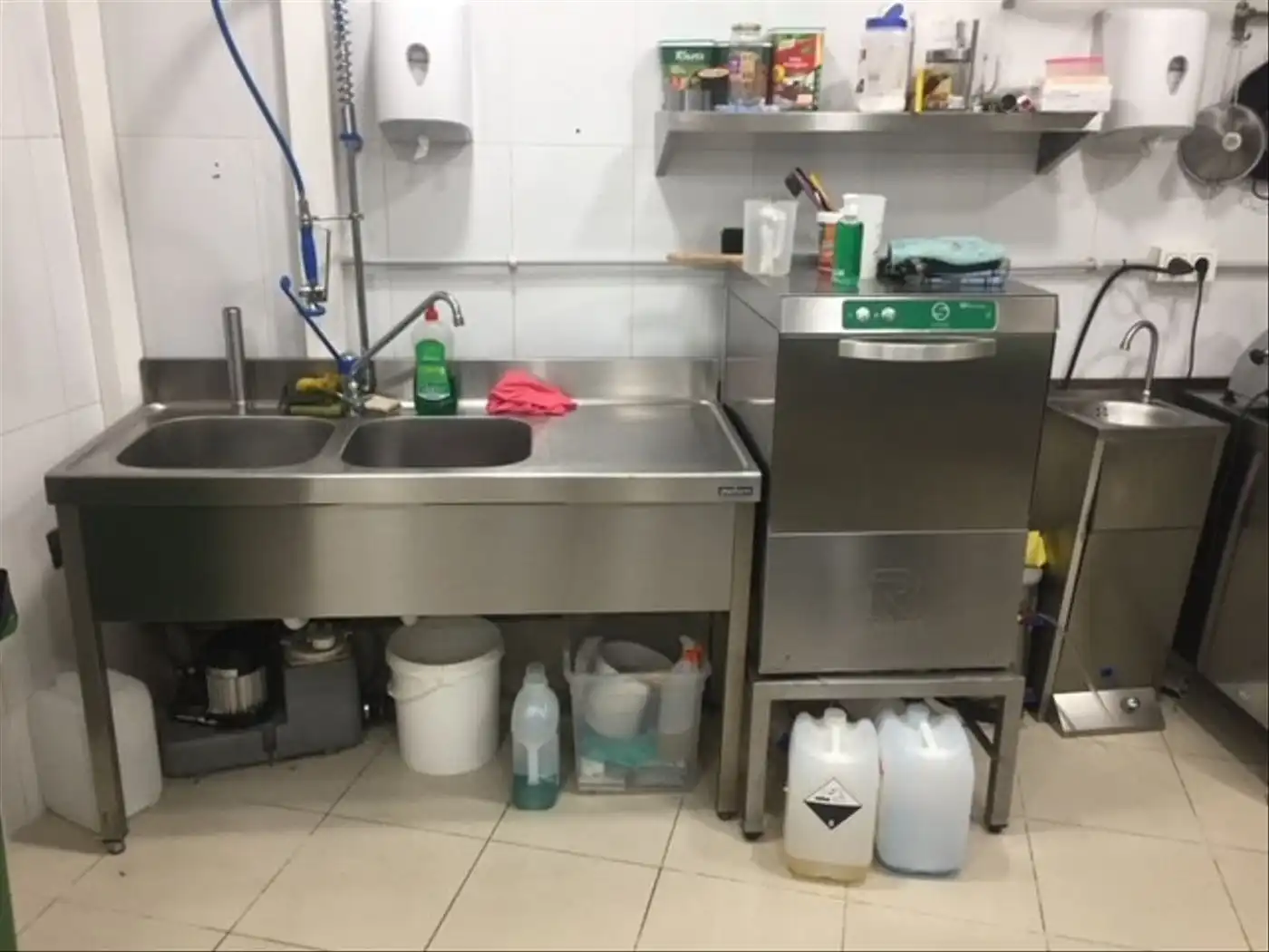 Cocina de Local en traspaso en Manresa con Aire acondicionado, Calefacción y Amueblado