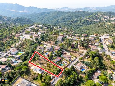 Terreni e lotti in vendita a Orbita 8