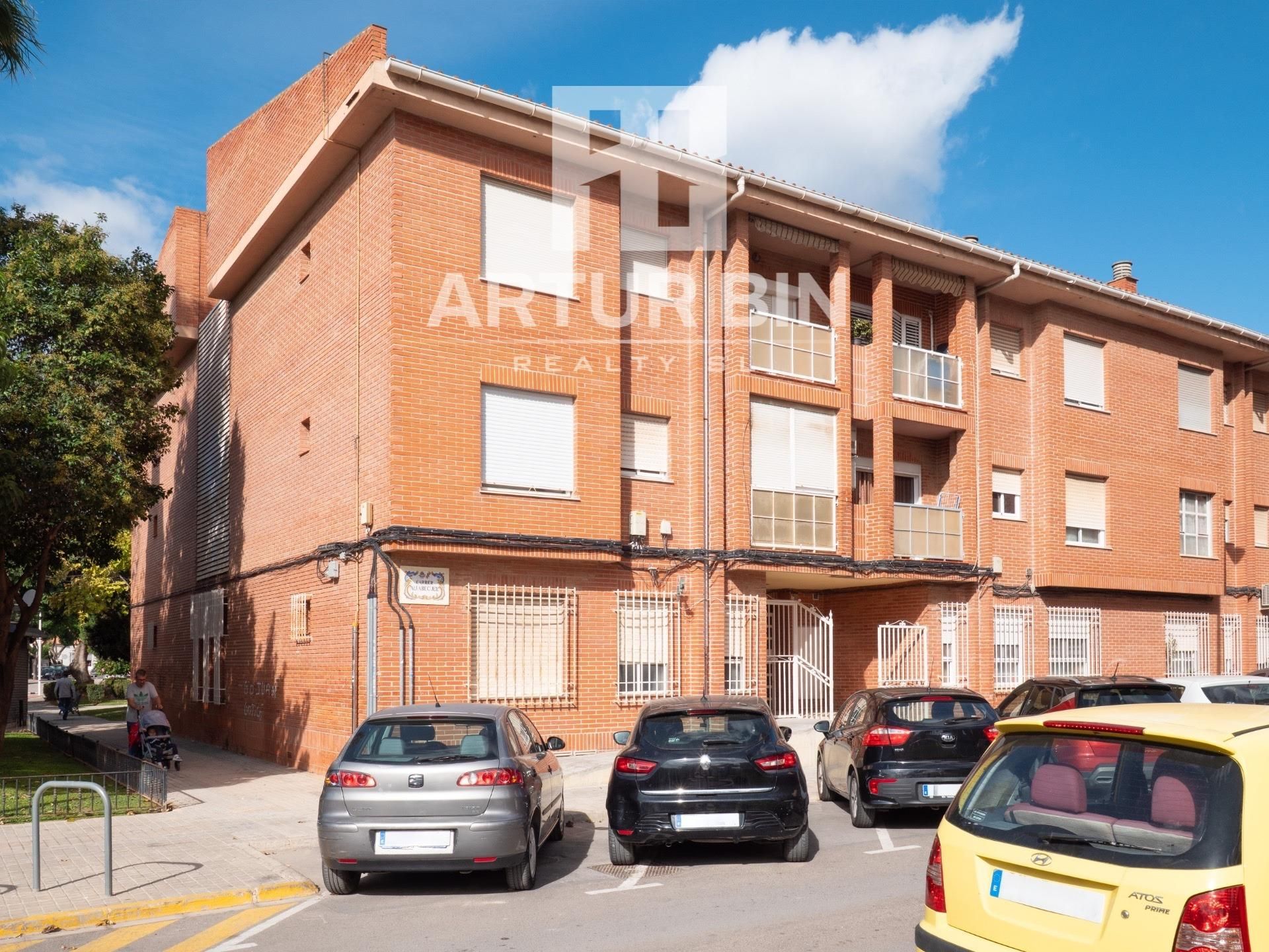 Exterior view of Apartment for sale in Manises