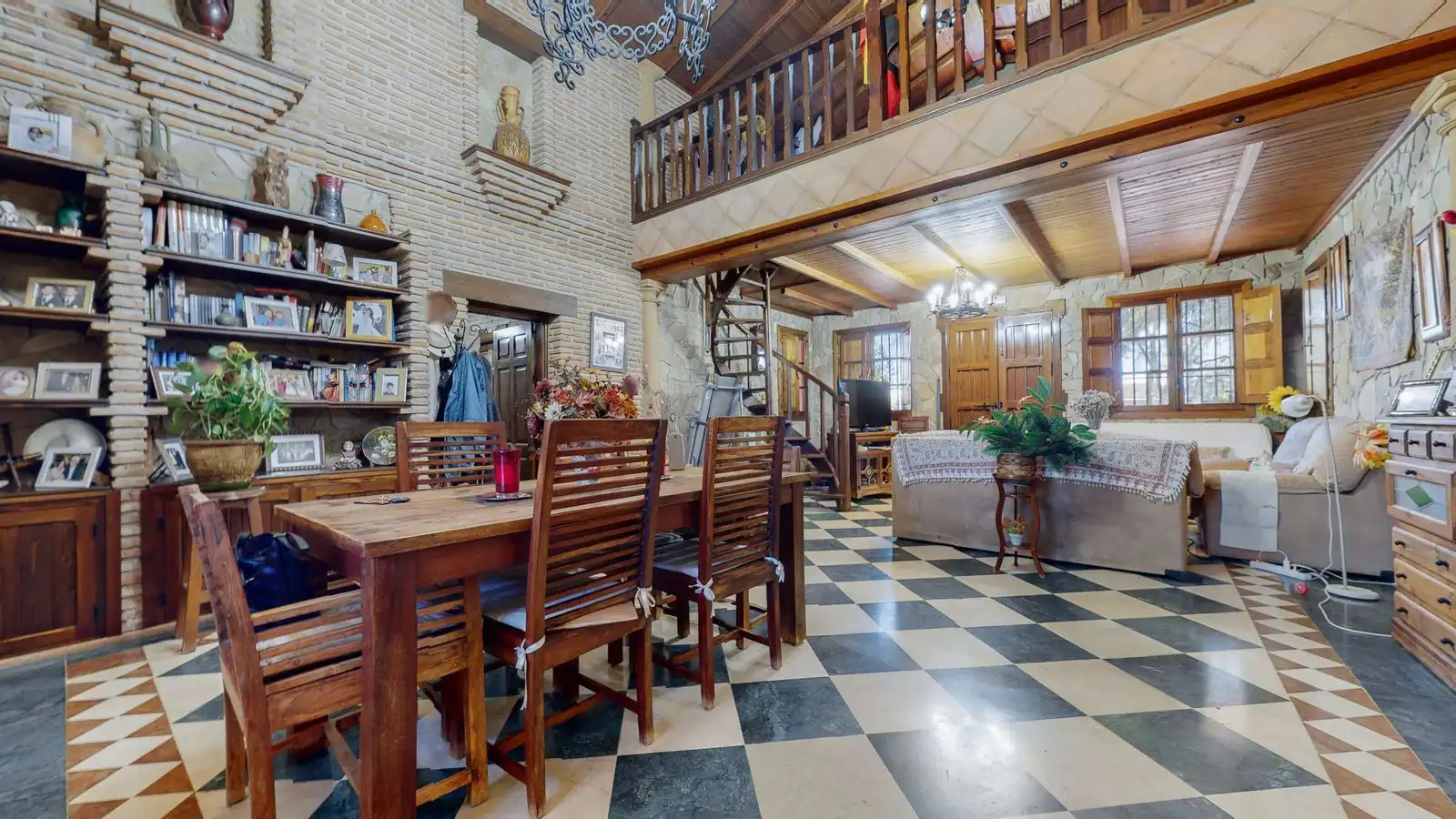 Casa con piscina en venta en Bobadilla - Bobadilla Estación - La Joya, imagen 2