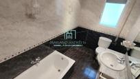 Bathroom of Flat for sale in León Capital 