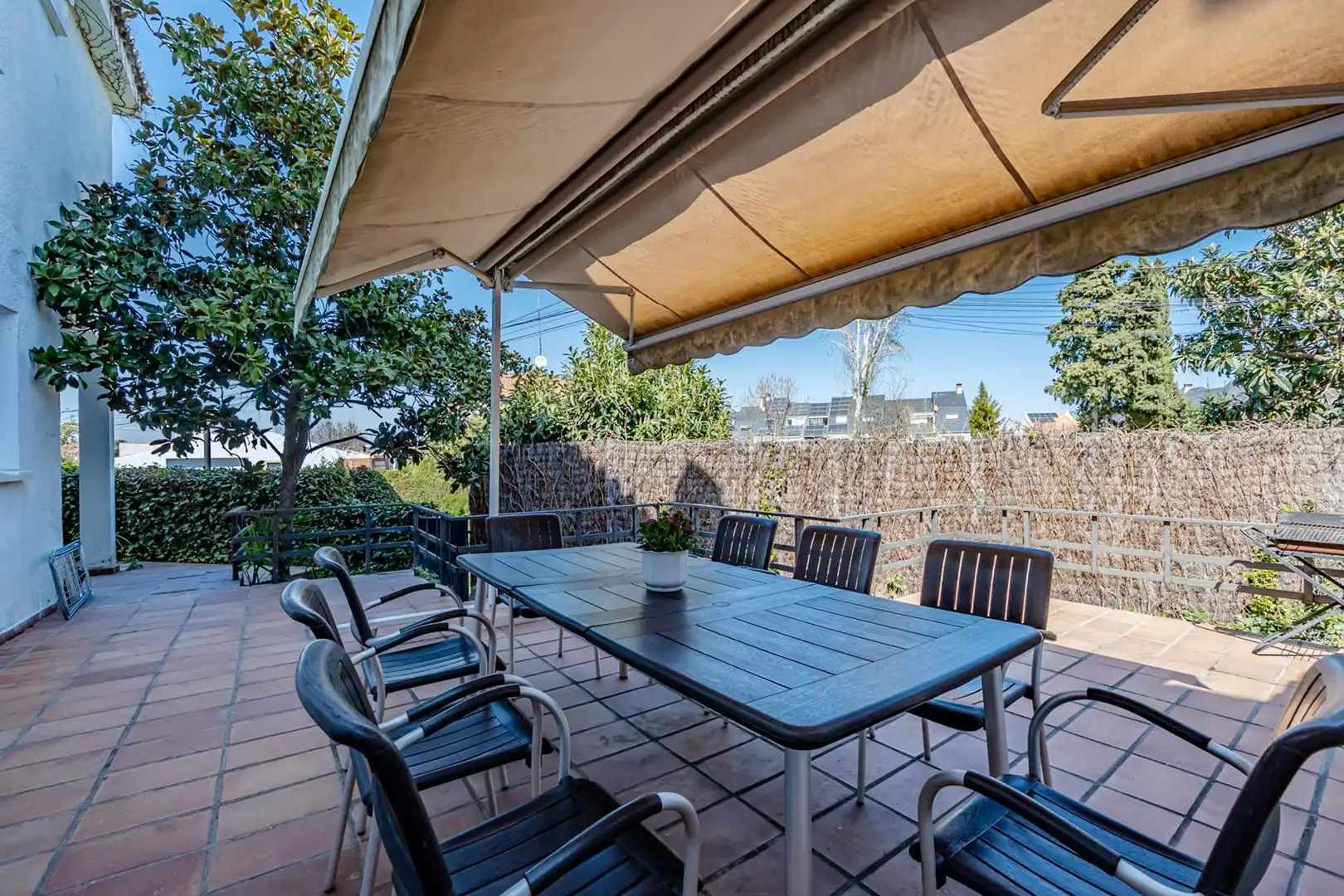 Terrassa de Casa adosada en venda en Pozuelo de Alarcón amb Aire condicionat, Calefacció i Jardí privat