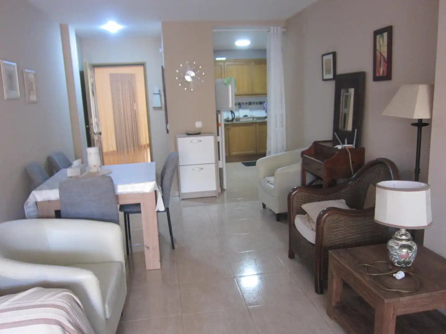 Sala de estar de Apartamento de alquiler en Moncofa con Terraza, Amueblado y Piscina comunitaria