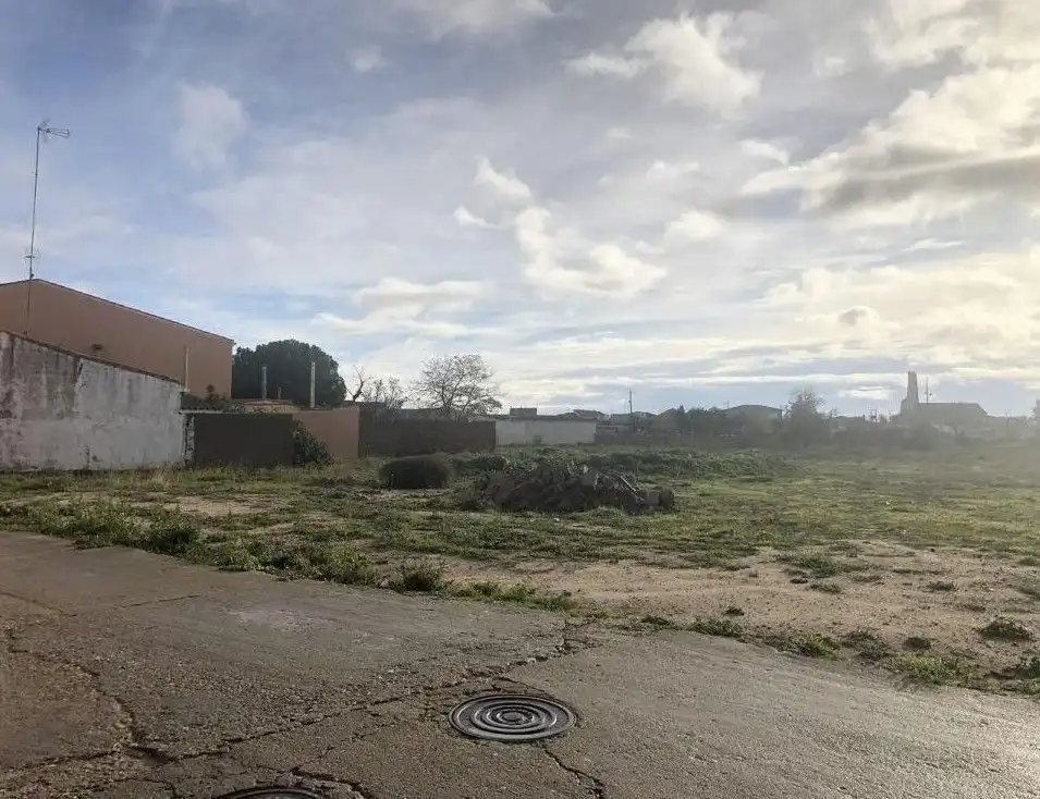 Terrenos y solares en venta en CL NOGALES DELICADO, imagen 6