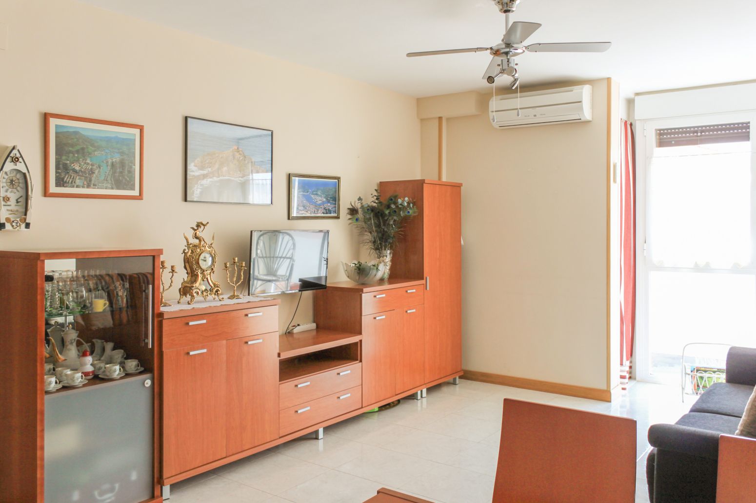 Living room of Flat for sale in Carcastillo  with Air Conditioner, Heating and Parquet flooring
