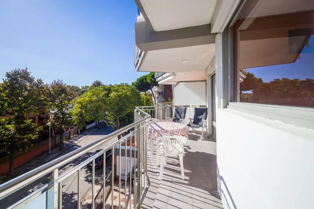 Terraza de Piso en venta en Castell d'Aro, Platja d'Aro i s'Agaró con Calefacción, Amueblado y Balcón