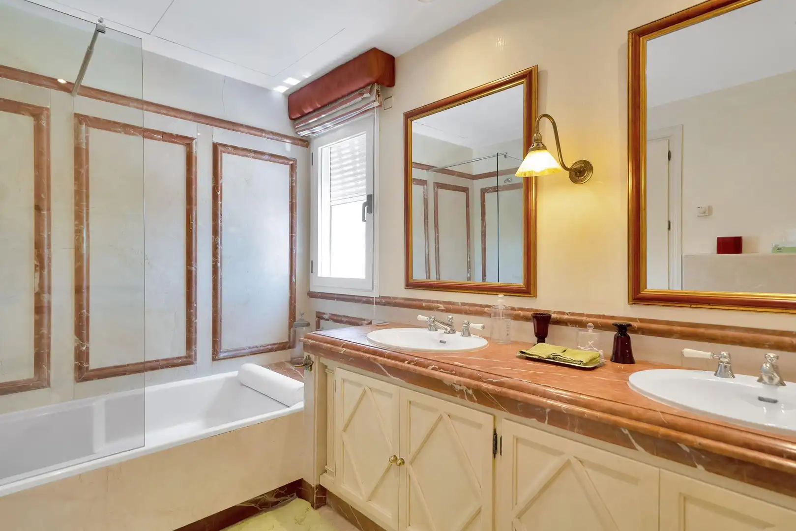Apartments for sale in 31A Urbanizacion Lomas de Rio Verde, Las Lomas de Río Verde