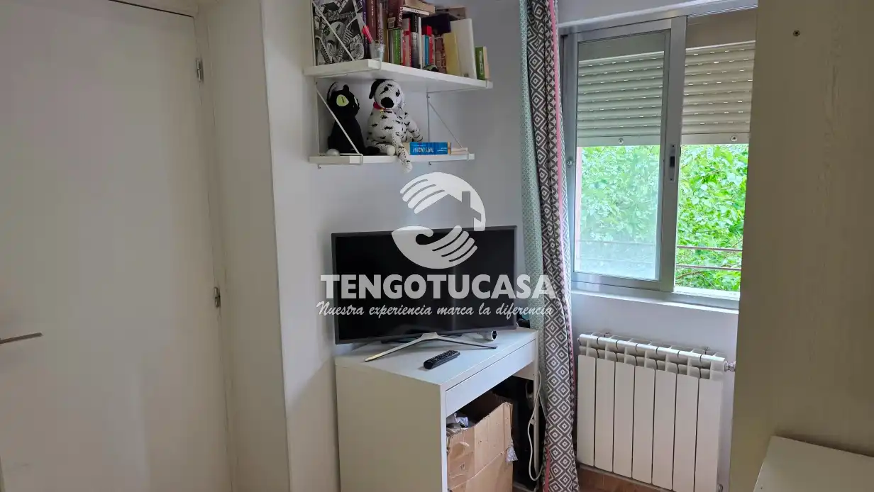 Habitación de Piso en venta en Madrid con Amueblado