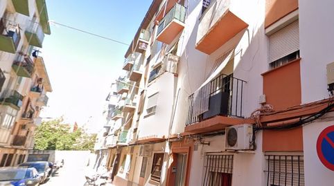 Foto 2 de Piso en venta en C/ Benillure, San José - San Bernardo, La Línea de la Concepción