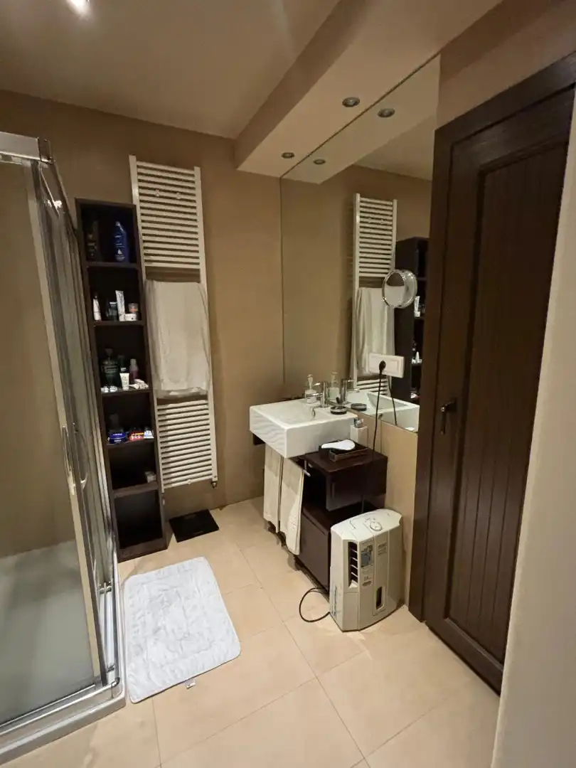 Bathroom of Houses for sale in Ames  with Private garden, Parquet flooring and Terrace