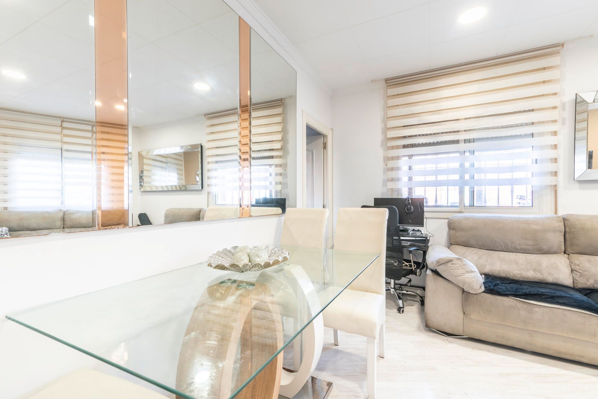 Living room of Flat for sale in Sant Joan Despí  with Air Conditioner and Heating