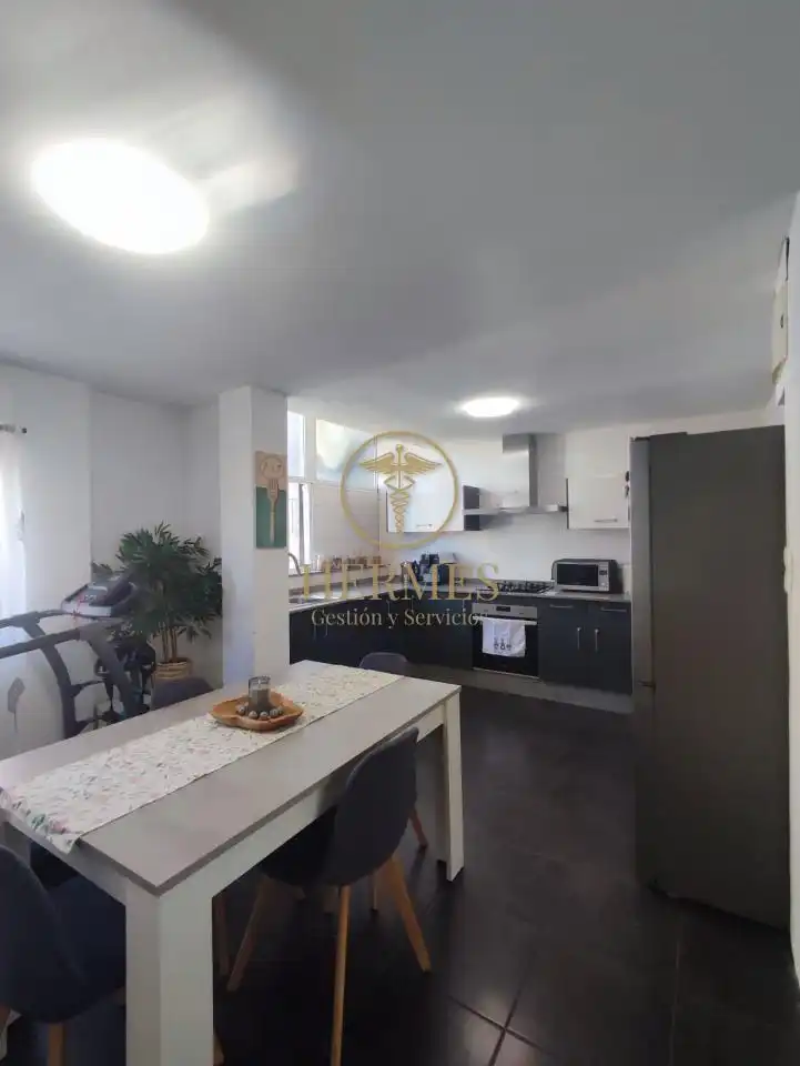 Cocina de Piso en venta en O Porriño   con Calefacción, Terraza y Trastero