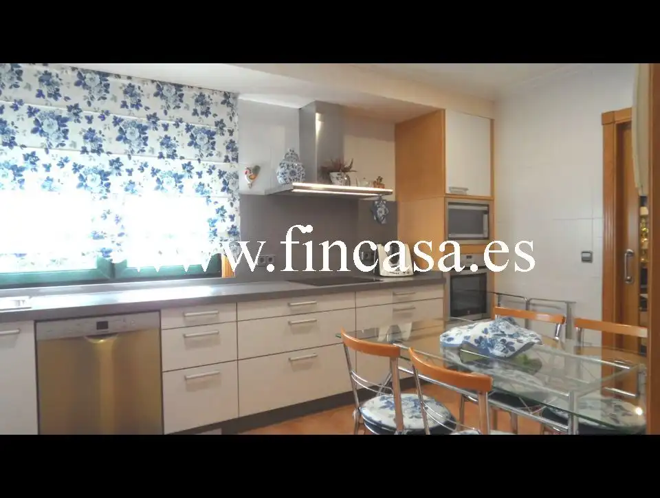 Cocina de Casa o chalet en venta en Baiona con Calefacción, Jardín privado y Piscina