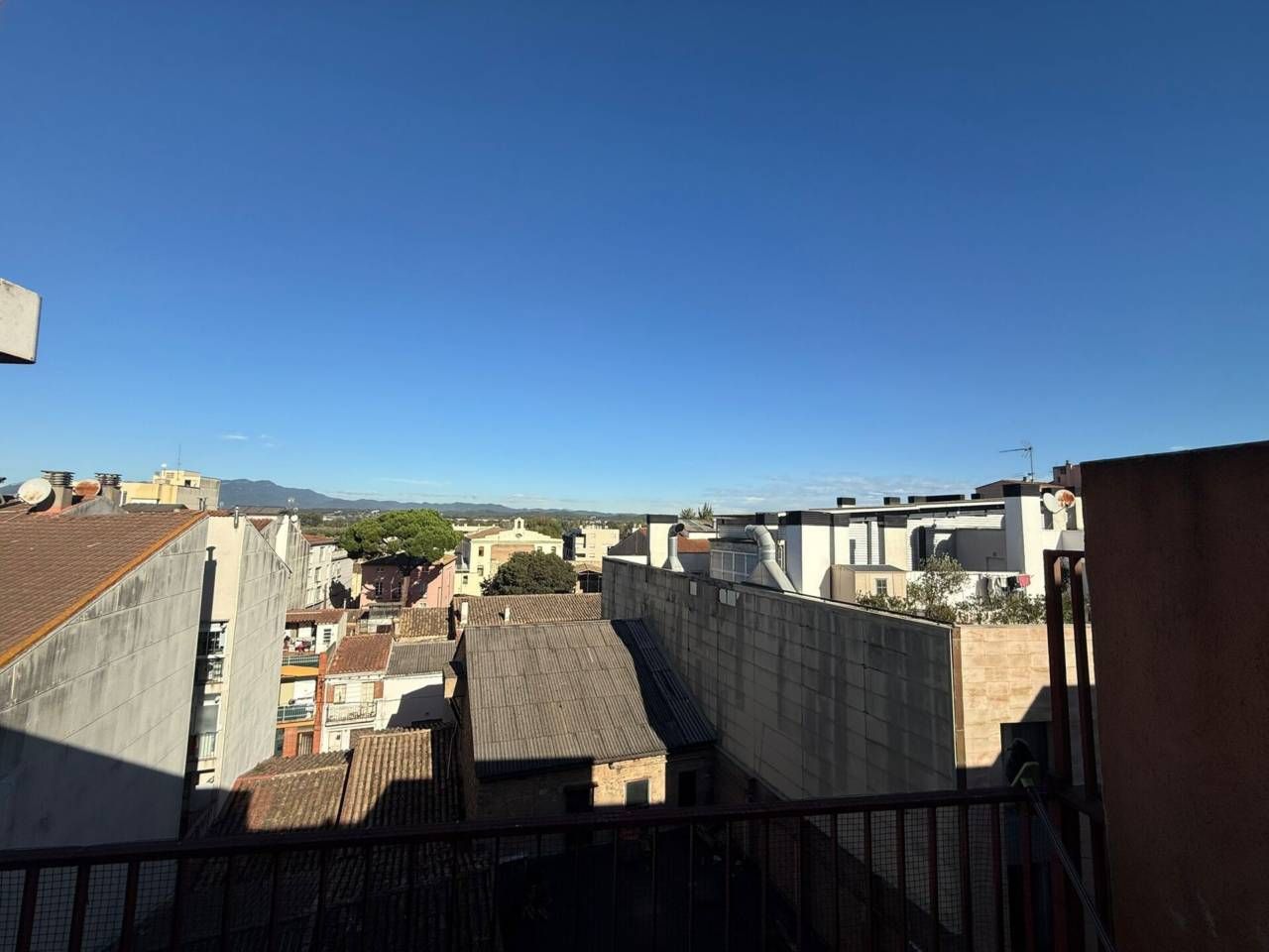 Exterior view of Attic for sale in Girona Capital  with Air Conditioner, Heating and Terrace