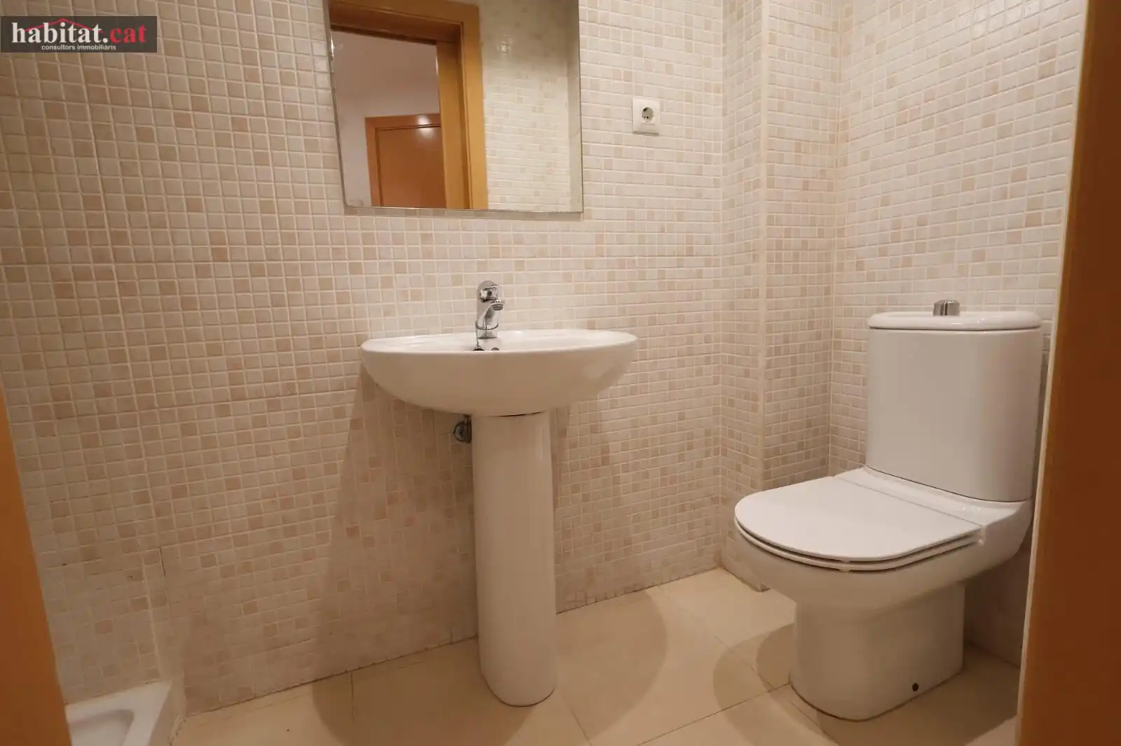 Flat with terrace for sale in Centre Vila, imagen 9