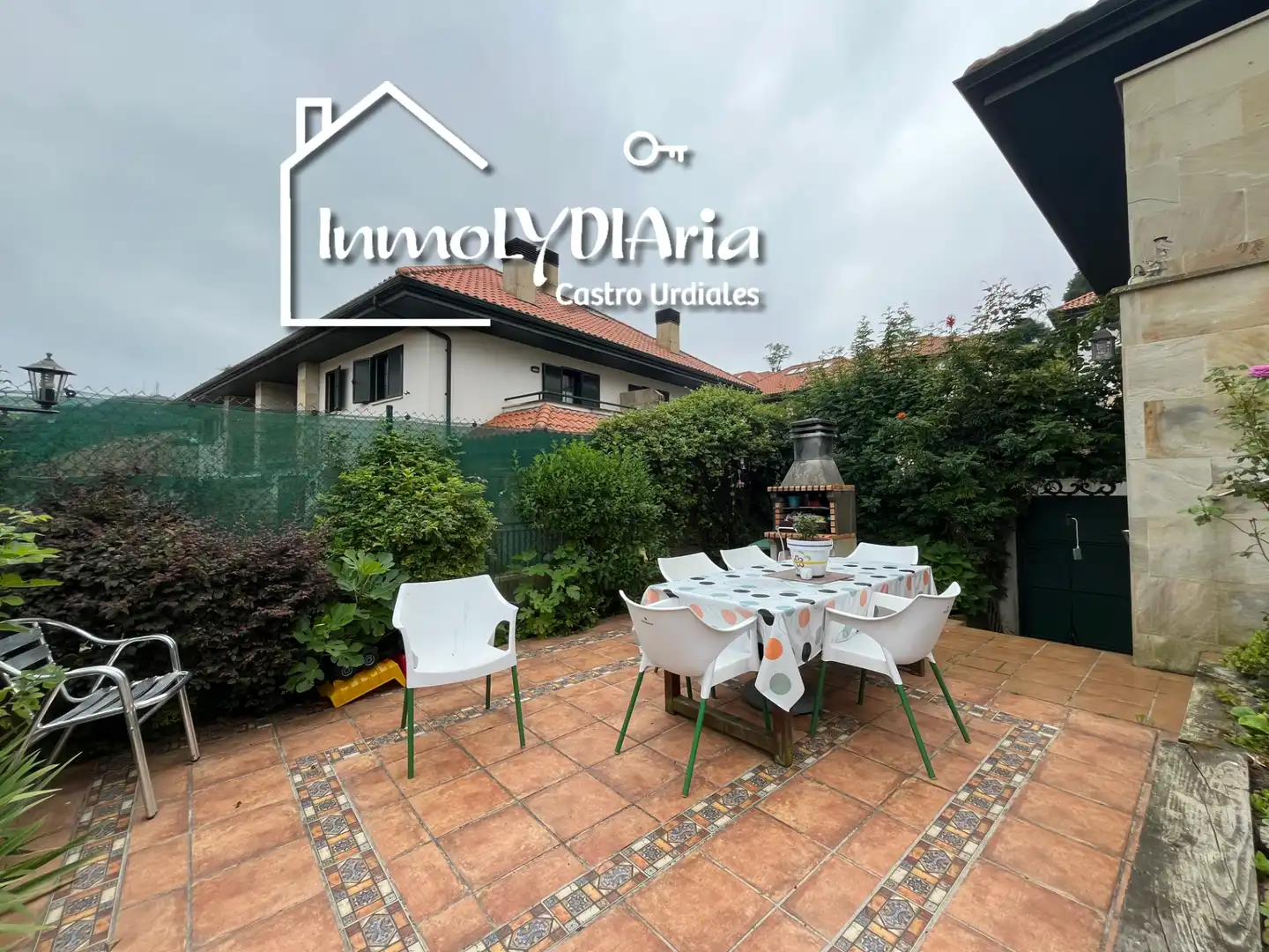 Terraza de Casa o chalet en venta en Castro-Urdiales con Calefacción, Jardín privado y Parquet