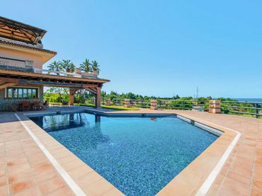 Casa amb piscina en venda a Punta Plata