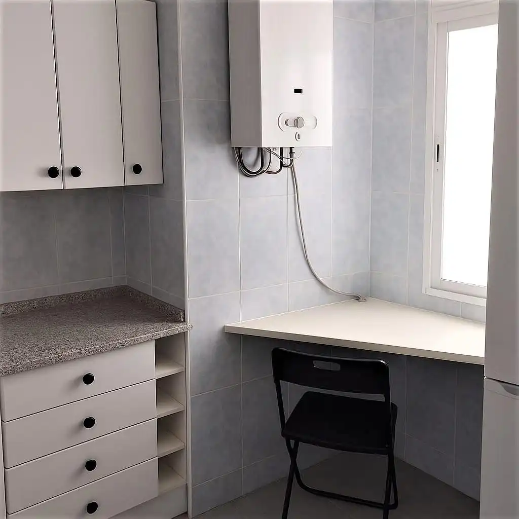 Küche von Wohnung zum Verkauf in Torremolinos mit Privatgarten, Terrasse und Gemeinschaftspool