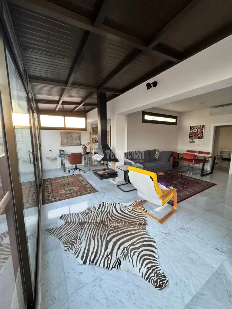 Sala de estar de Piso en venta en L'Hospitalet de Llobregat con Terraza