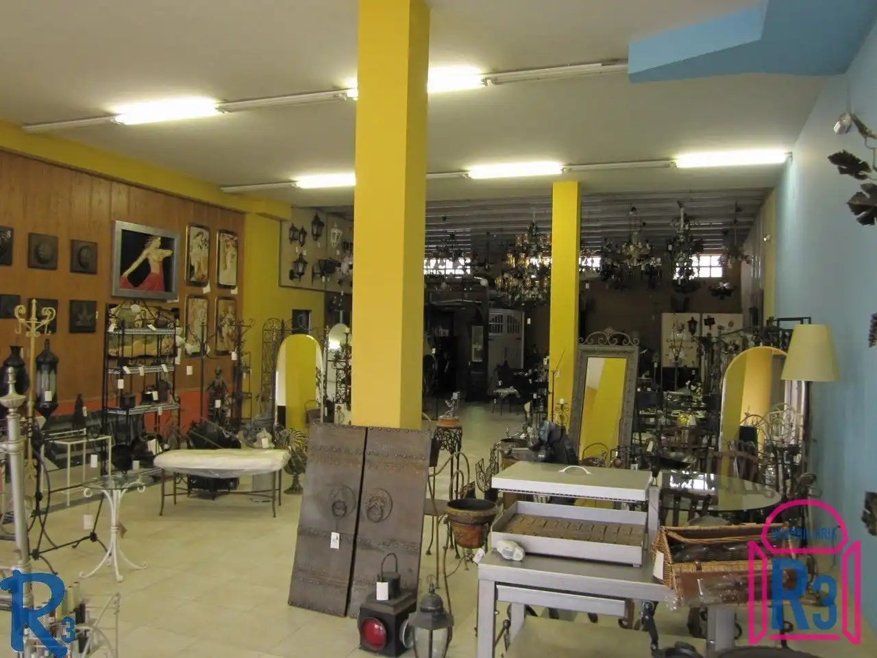 Local comercial en venda a Trobajo del Cerecedo, imagen 3