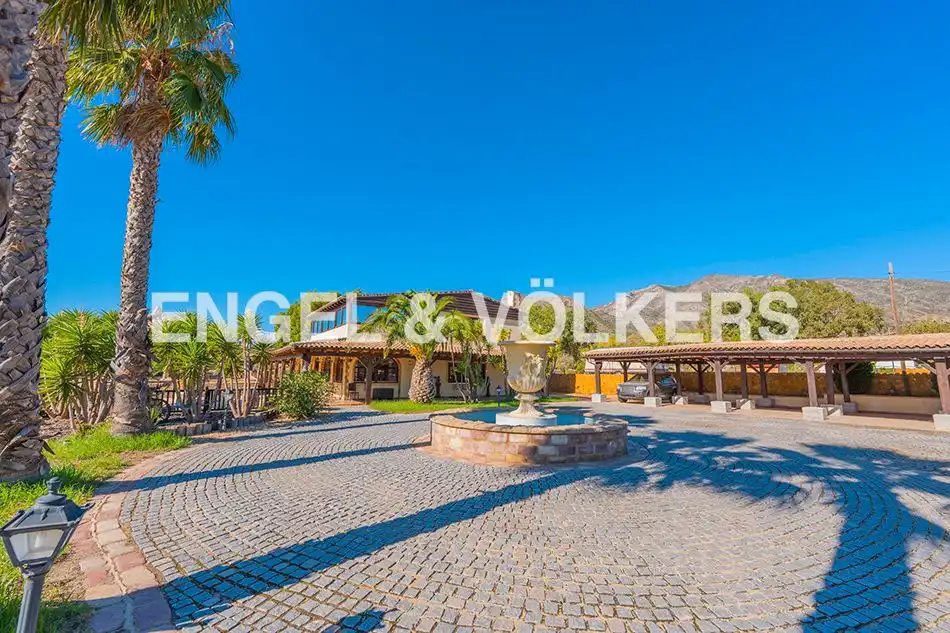 Houses for sale in Aigües  with Air Conditioner, Private garden and Terrace