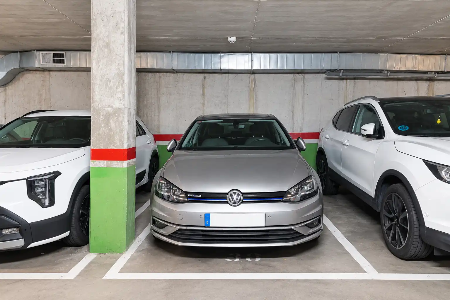 Aparcament de Pis en venda en Terrassa amb Aire condicionat, Calefacció i Parquet