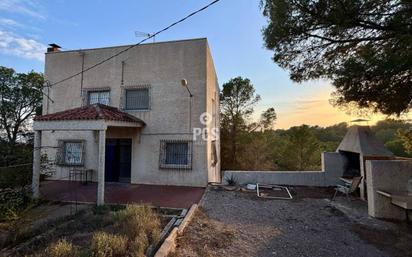 Vista exterior de Casa o xalet en venda en Totana amb Jardí privat, Terrassa i Piscina