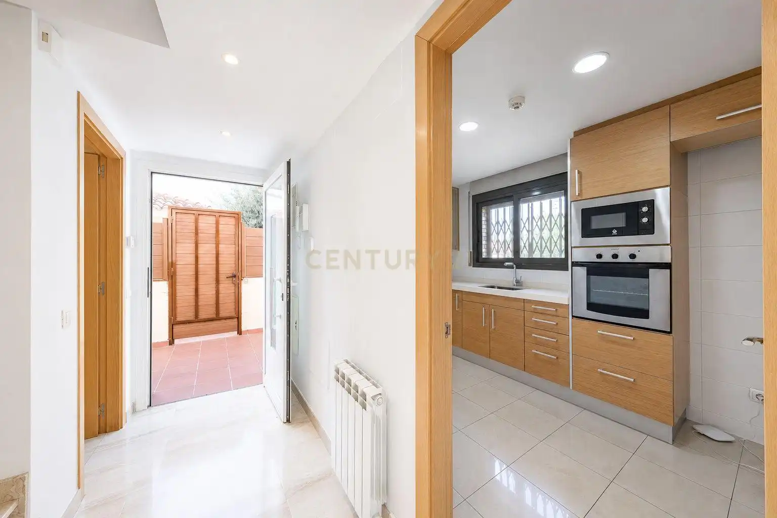 Adosado en venta en Avenida de Argentina, Cerdanyola del Vallès, Spain, imagen 4