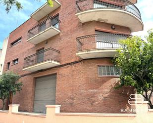 Vista exterior de Casa o xalet en venda en Gavà amb Aire condicionat, Calefacció i Terrassa