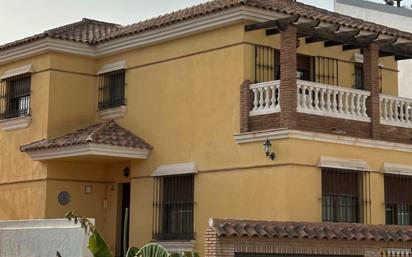 Vista exterior de Casa adosada en venda en Málaga Capital amb Aire condicionat, Calefacció i Terrassa