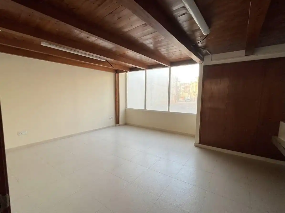 Local comercial en venda a Les Roquetes, imagen 2