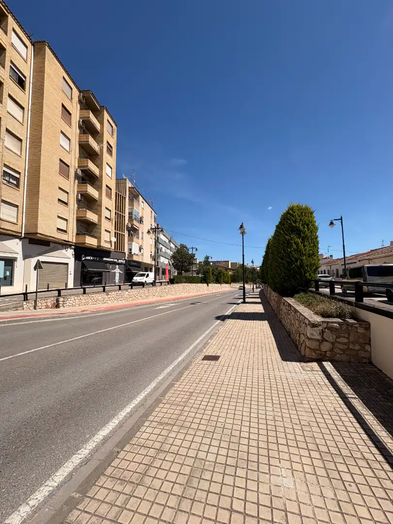 Vista exterior de Piso de alquiler en Ontinyent con Trastero y Amueblado
