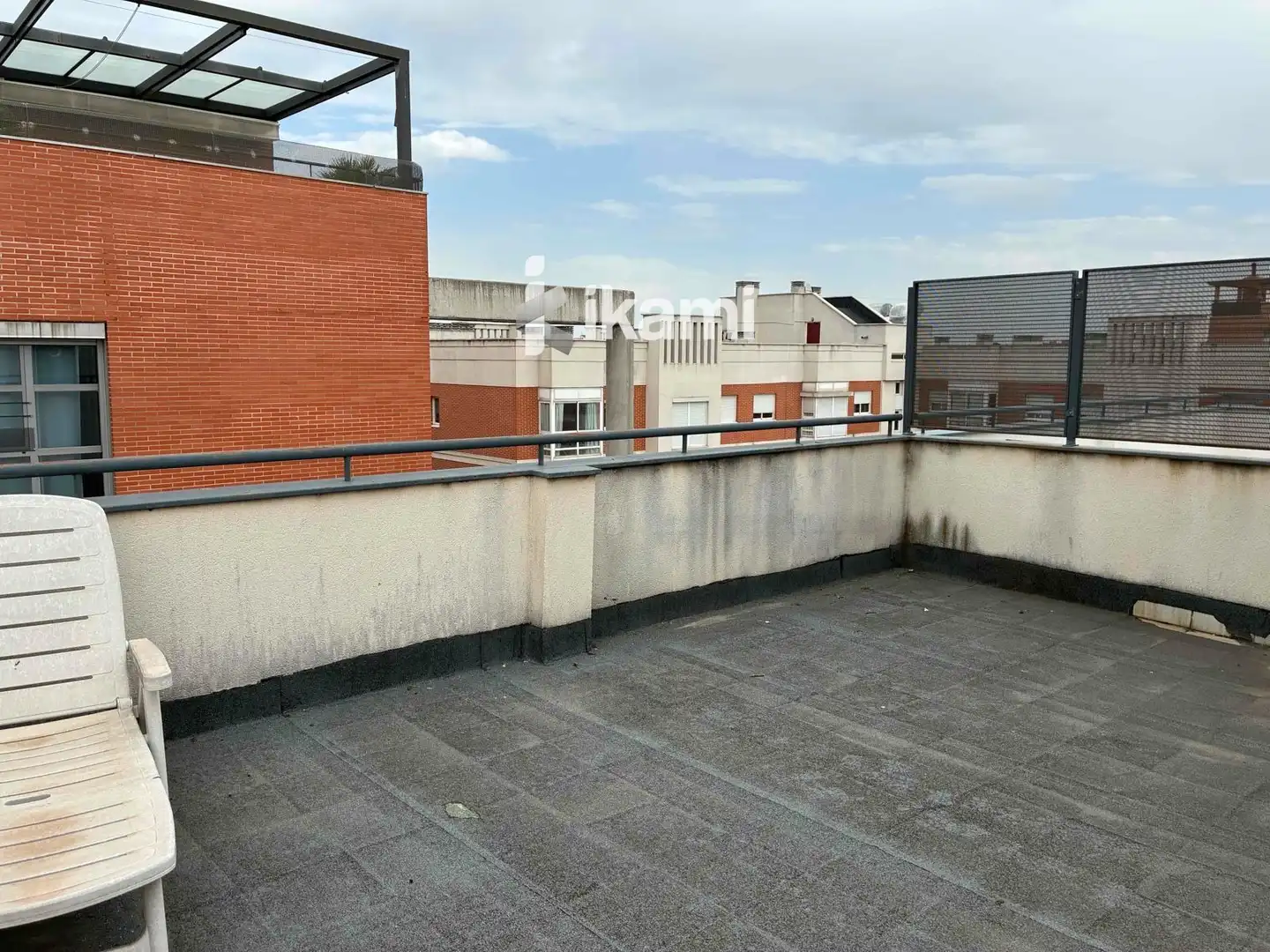 Àtic de lloguer a Cronos, Simancas