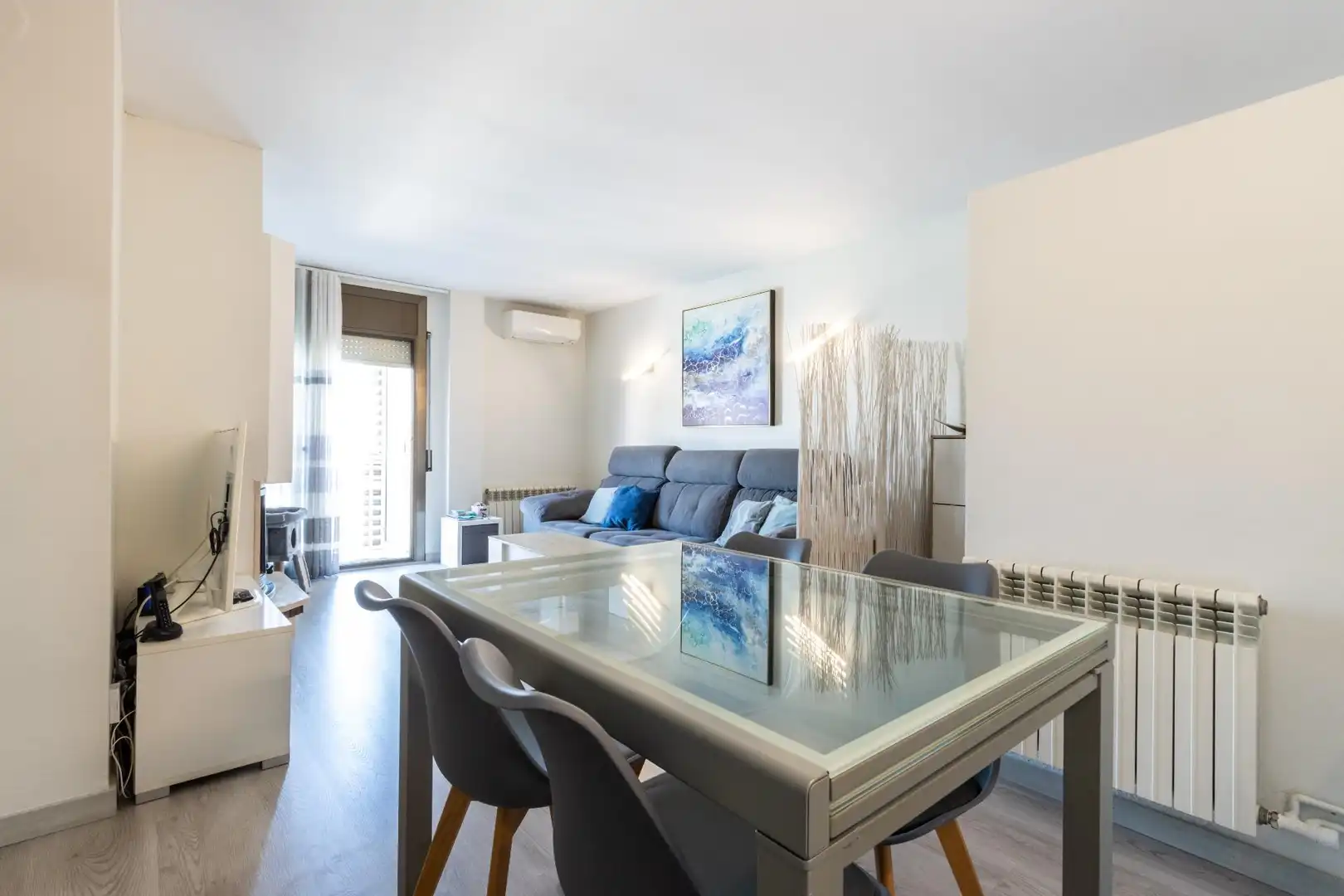 Sala de estar de Piso en venta en Polinyà con Aire acondicionado, Calefacción y Parquet